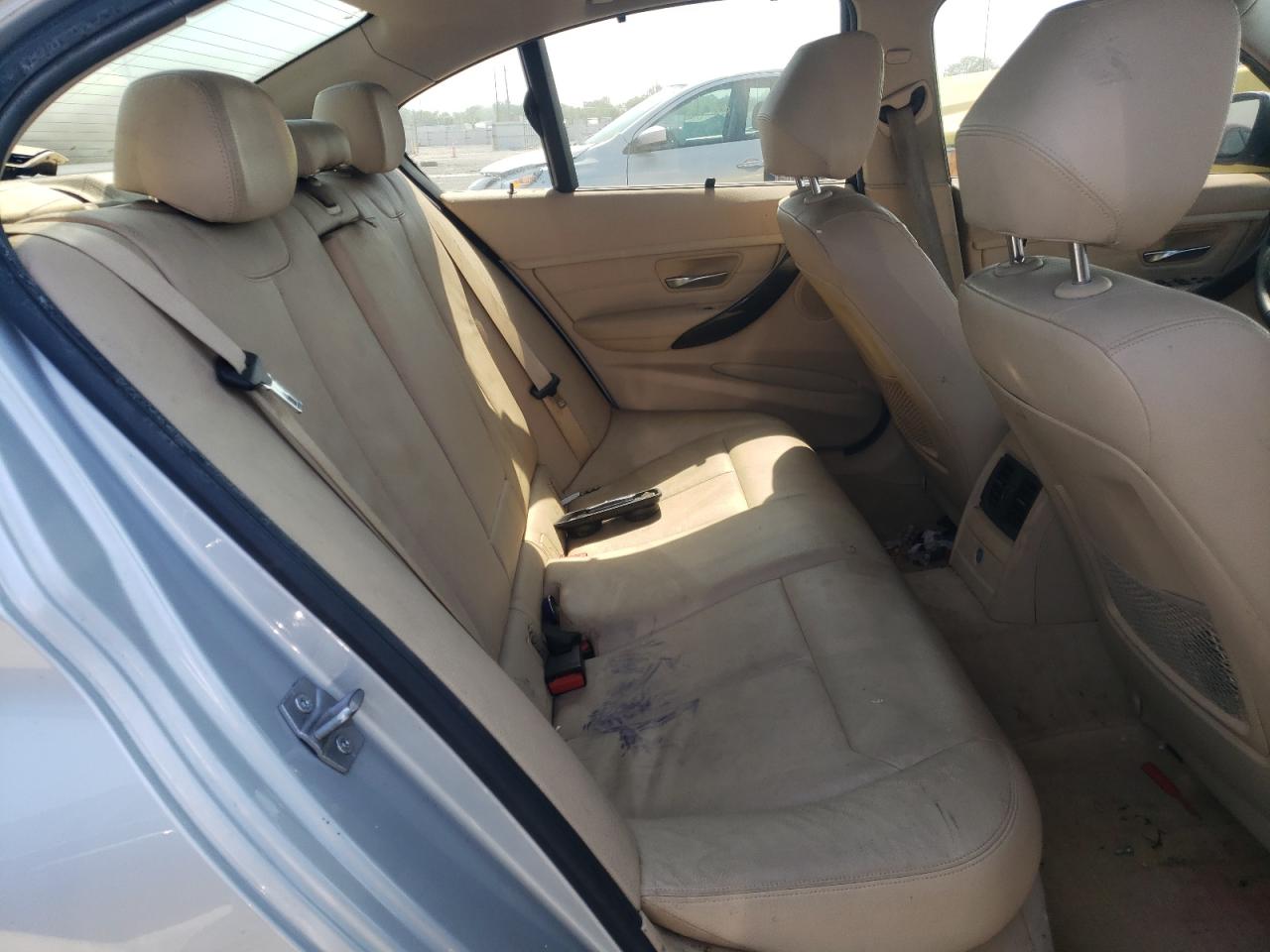 Photo 6 from auction – 2013 BMW 328 I with VIN WBA3A5C52DF600503