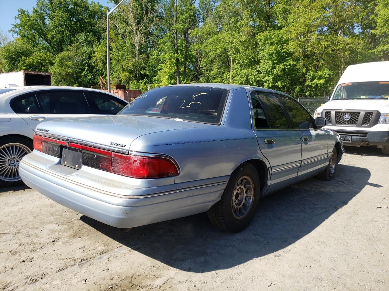 Photo 4 from auction – 1997 MERCURY GRAND MARQ with VIN 2MELM75W1VX737223