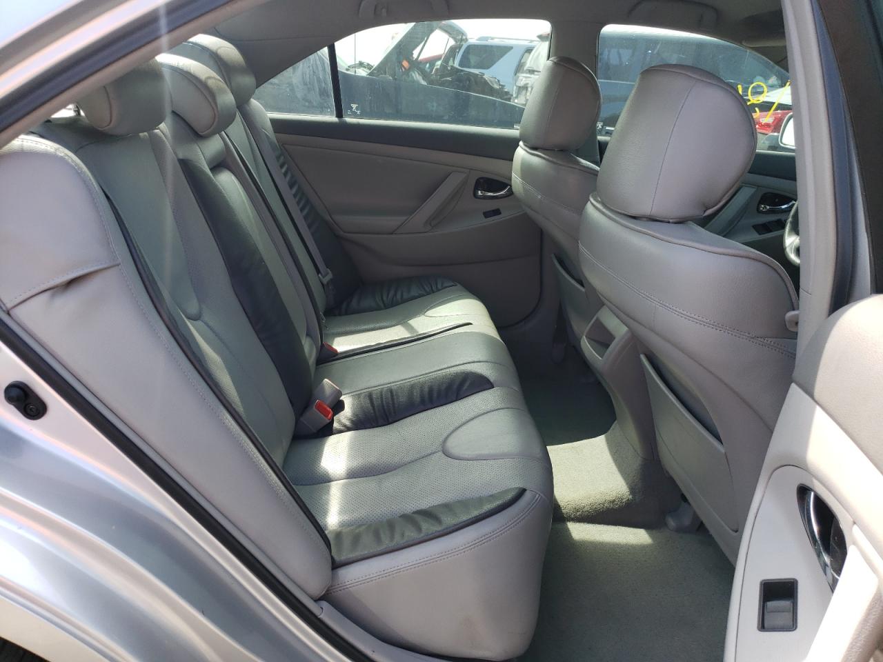 Photo 6 from auction – 2007 TOYOTA CAMRY with VIN 4T1BE46K37U669503