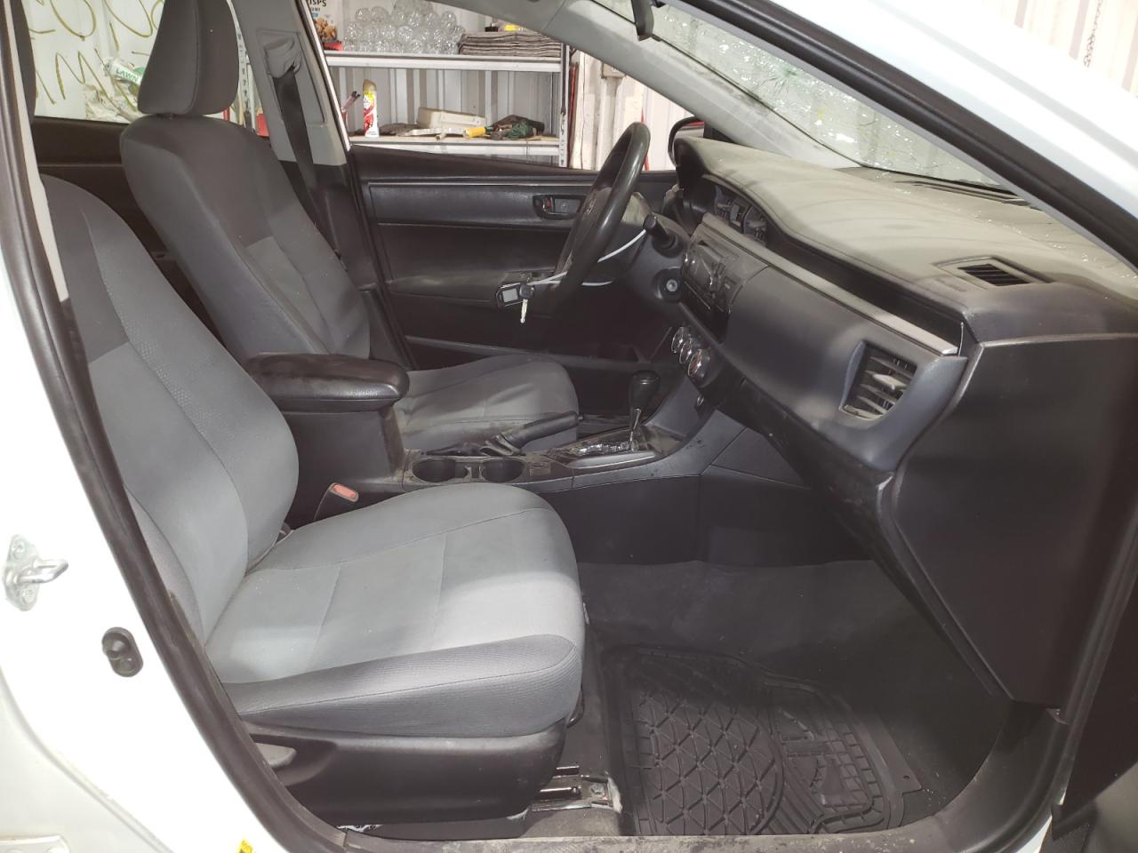 Photo 5 from auction – 2015 TOYOTA COROLLA L with VIN 2T1BURHE9FC282347