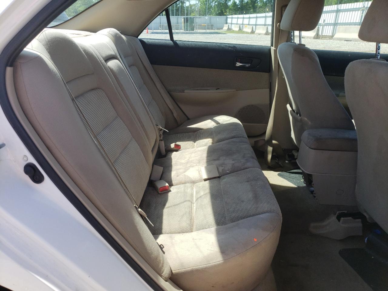 Photo 18 from auction – 2005 MAZDA 6 I with VIN 1YVFP80CX55M28130