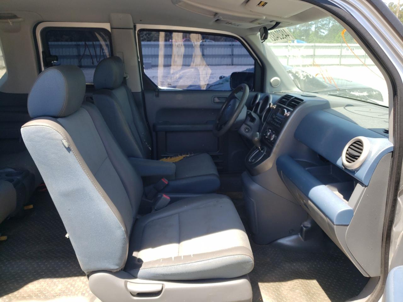 Photo 5 from auction – 2006 HONDA ELEMENT with VIN 5J6YH18666L014481