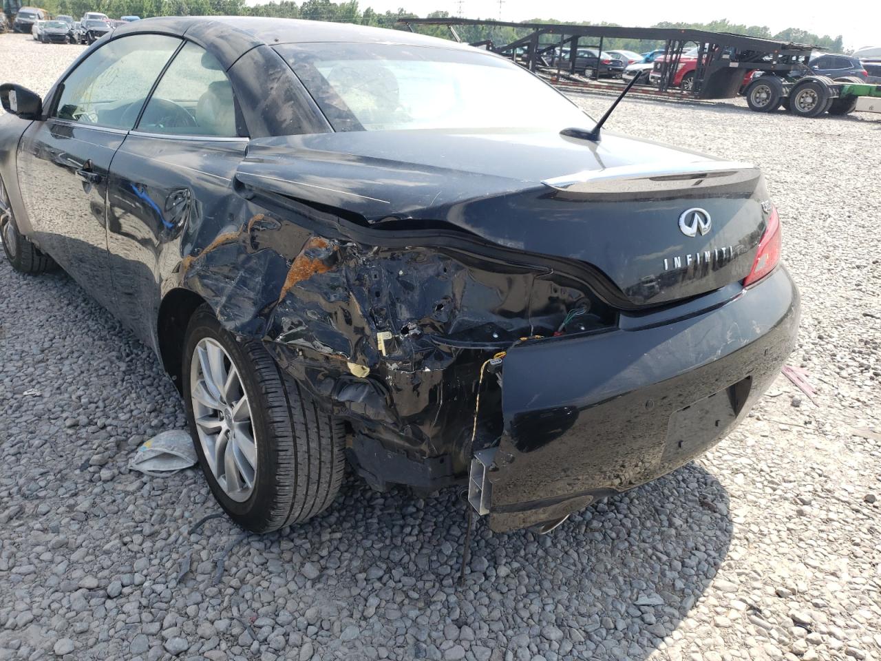 Photo 9 from auction – 2015 INFINITI Q60 BASE with VIN JN1CV6FE6FM810404
