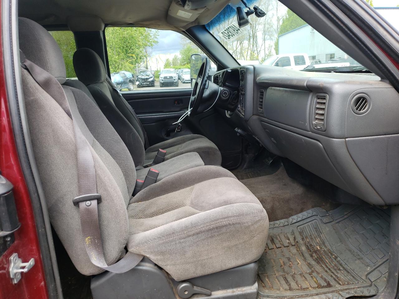 Photo 5 from auction – 2006 CHEVROLET SILVERADO with VIN 1GCHK29U76E126933