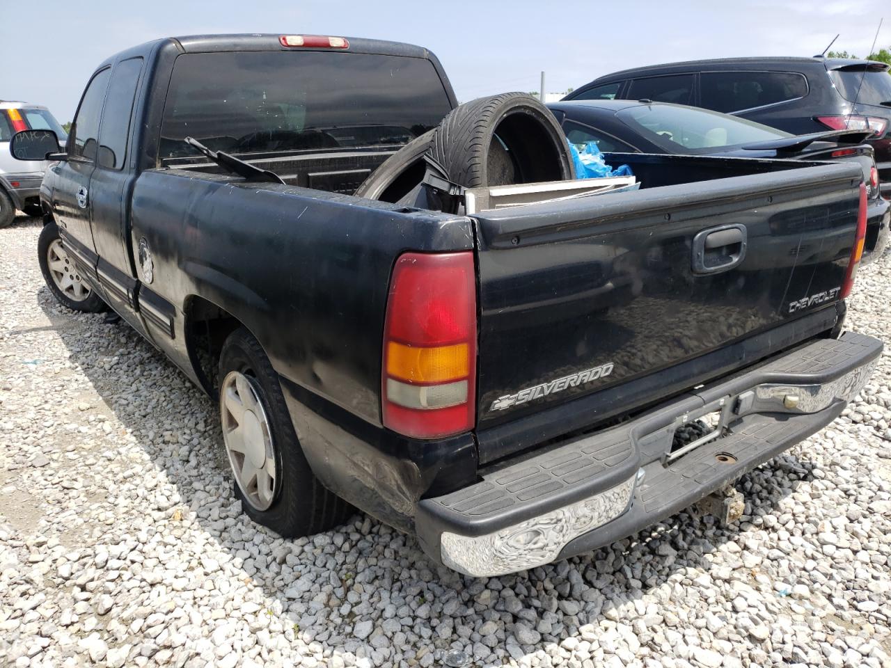 Photo 3 from auction – 2001 CHEVROLET SILVERADO with VIN 1GCEC19T61Z178248
