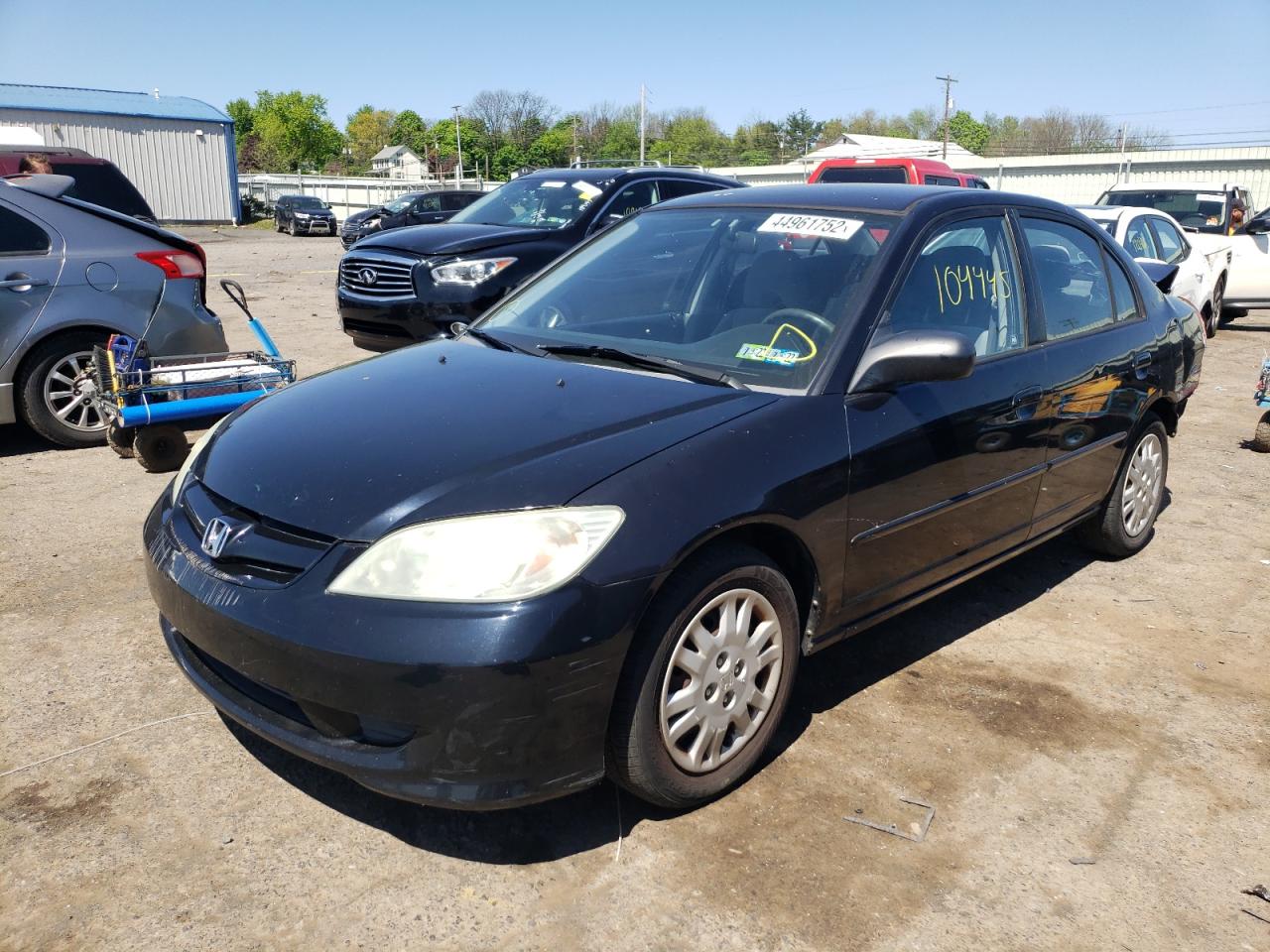 Photo 2 from auction – 2005 HONDA CIVIC LX with VIN 2HGES15615H609671
