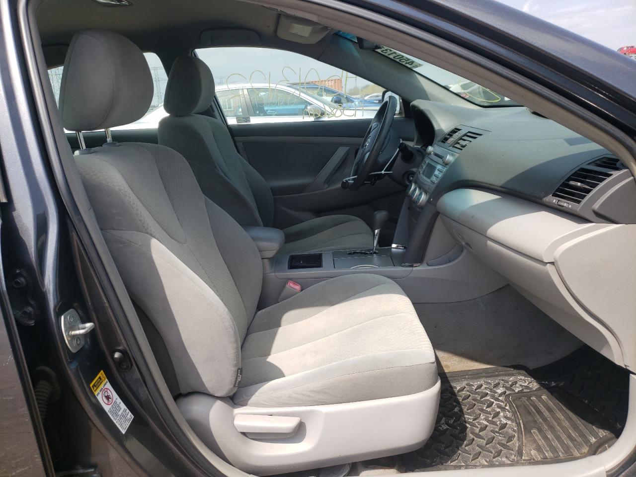 Photo 5 from auction – 2009 TOYOTA CAMRY BASE with VIN 4T1BE46K69U795065
