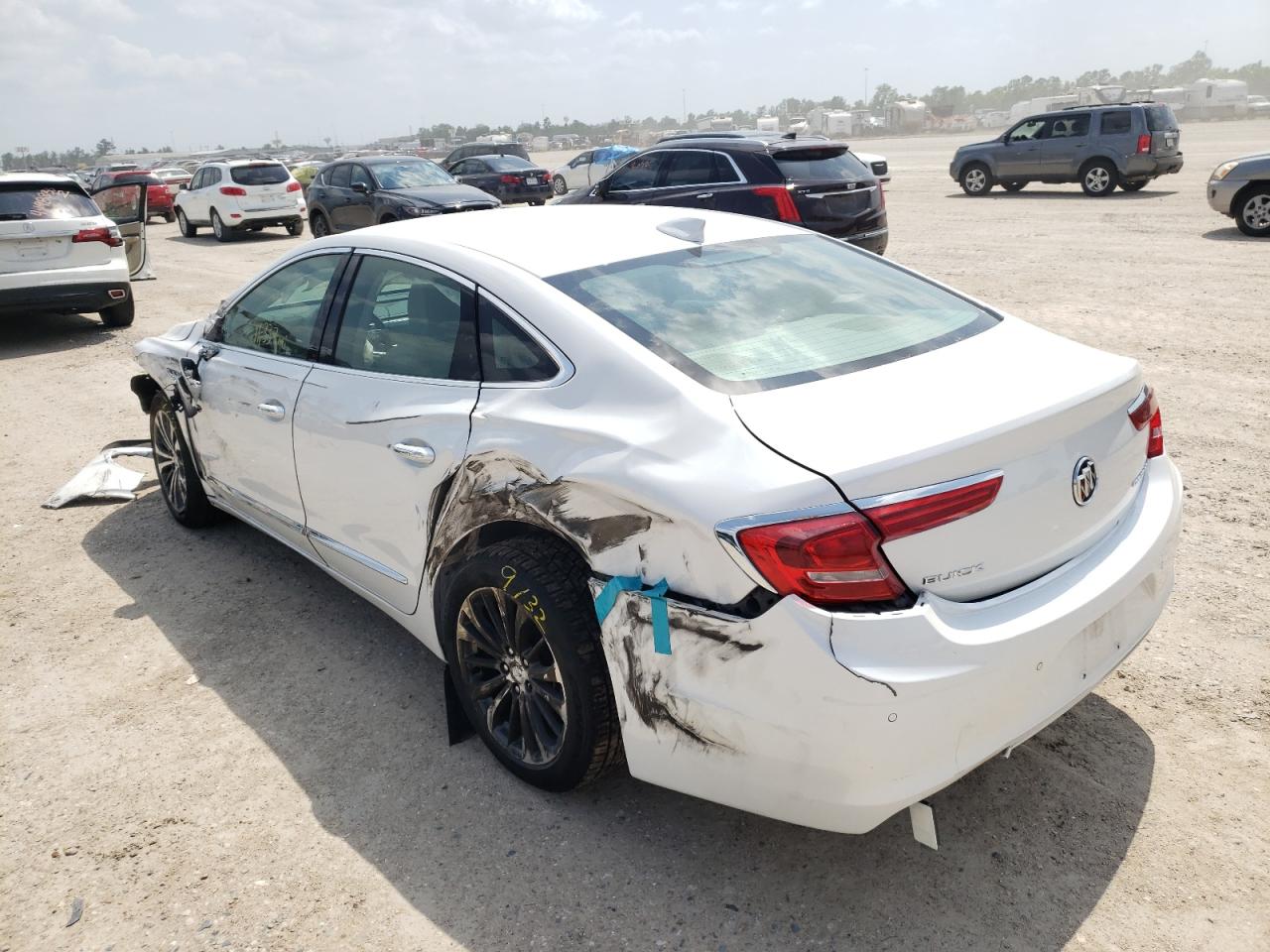 Фото 3 с аукциона – 2017 BUICK LACROSSE E с VIN 1G4ZP5SSXHU122945