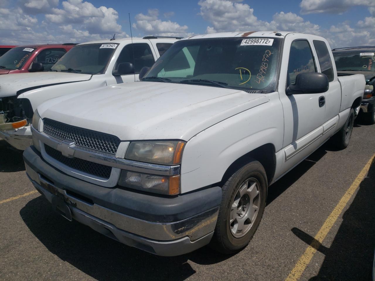 Photo 2 from auction – 2003 CHEVROLET SILVERADO with VIN 2GCEC19V831110305