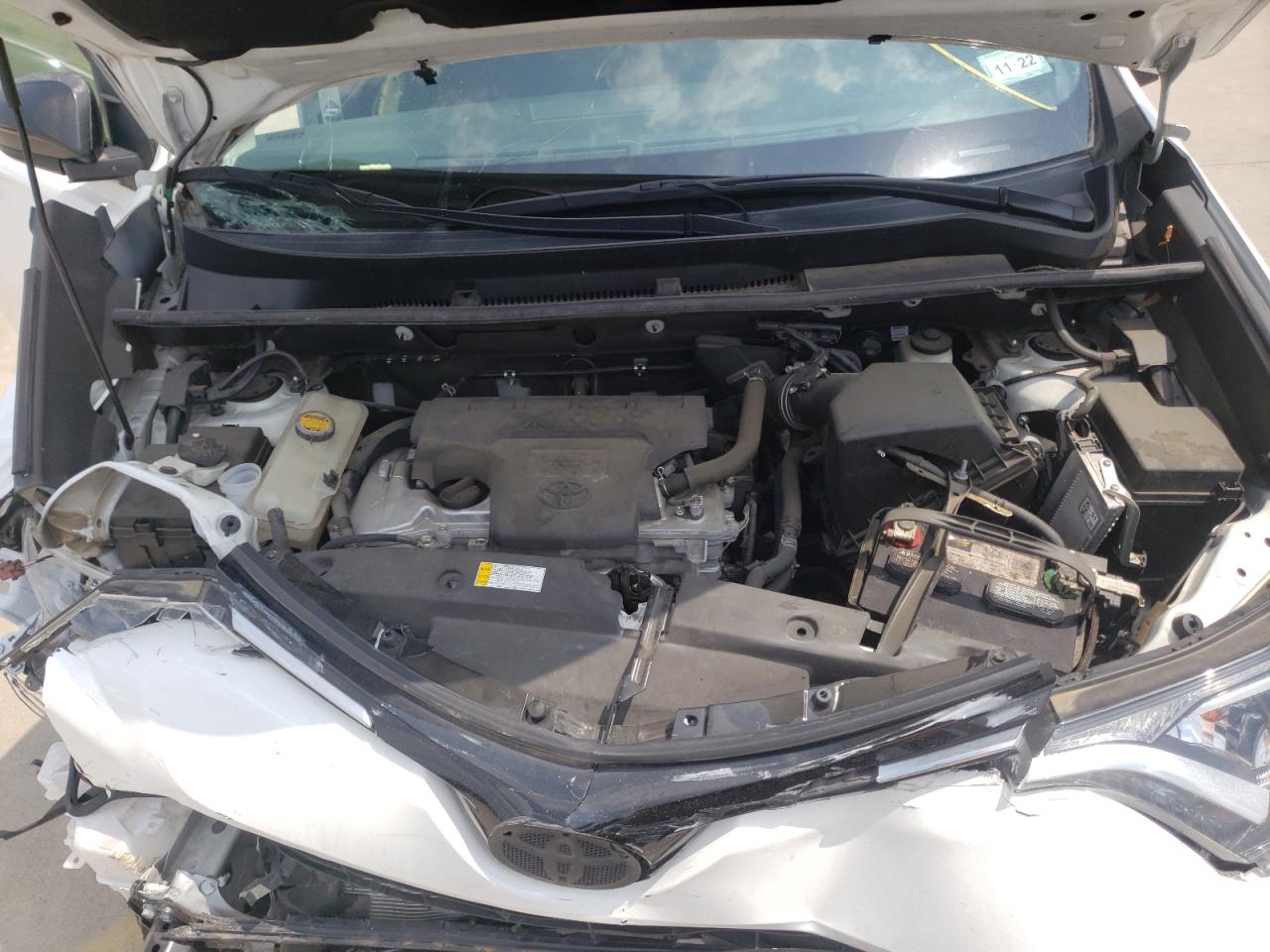 Photo 7 from auction – 2016 TOYOTA RAV4 LE with VIN 2T3ZFREV5GW239662