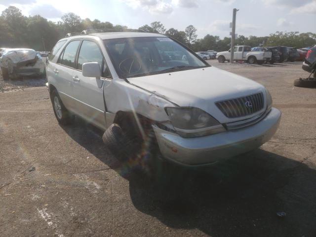 LEXUS RX 300 2000 مع رقم تعريف المركبة JT6HF10UXY0104847 - صورة من المزاد