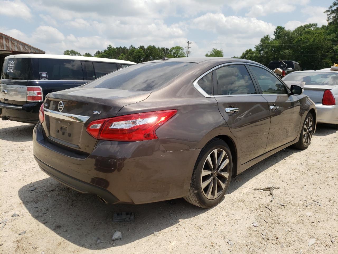Photo 4 from auction – 2016 NISSAN ALTIMA 2.5 with VIN 1N4AL3AP7GC141039