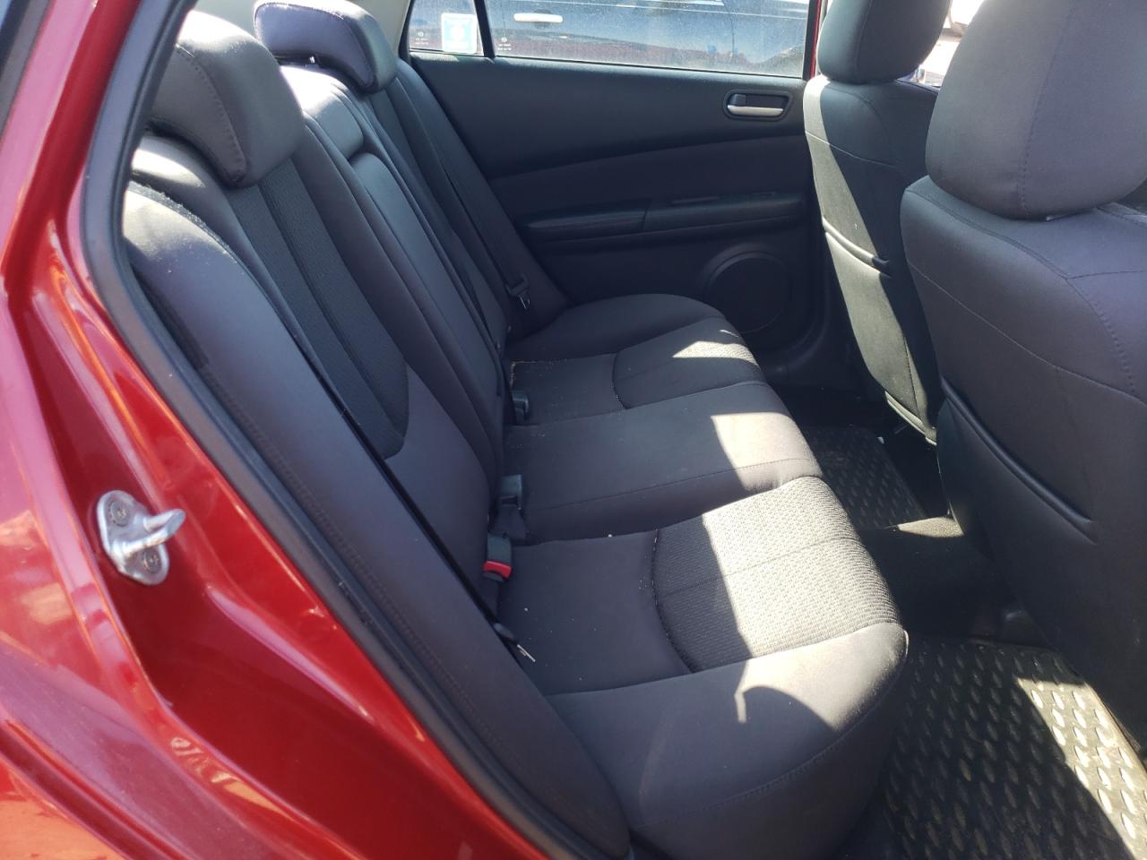 Photo 6 from auction – 2011 MAZDA 6 I with VIN 1YVHZ8BH4B5M05725