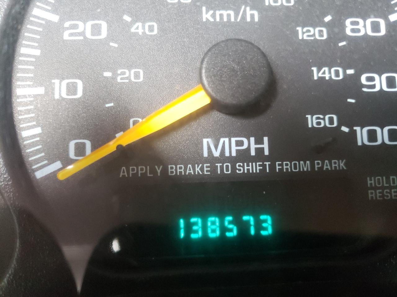 Photo 8 from auction – 2000 CHEVROLET SILVERADO with VIN 2GCEC19T8Y1310736