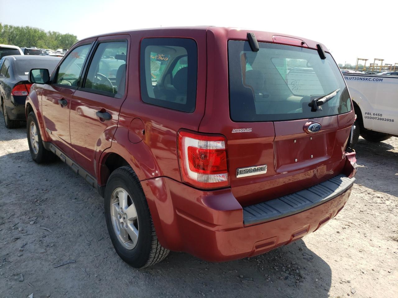 Photo 3 from auction – 2008 FORD ESCAPE XLS with VIN 1FMCU02Z08KC68765