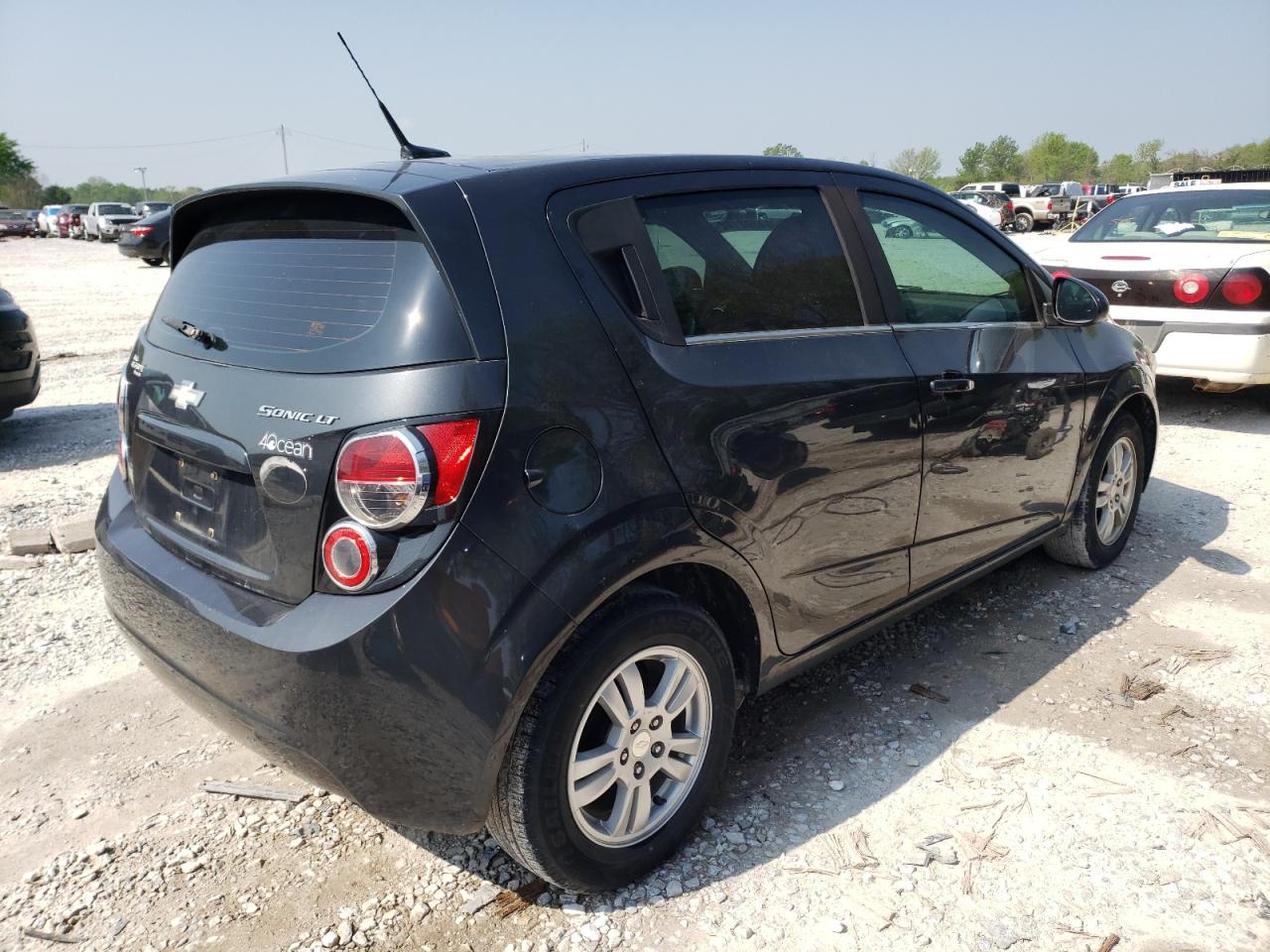 Photo 4 from auction – 2014 CHEVROLET SONIC LT with VIN 1G1JC6SG9E4113849