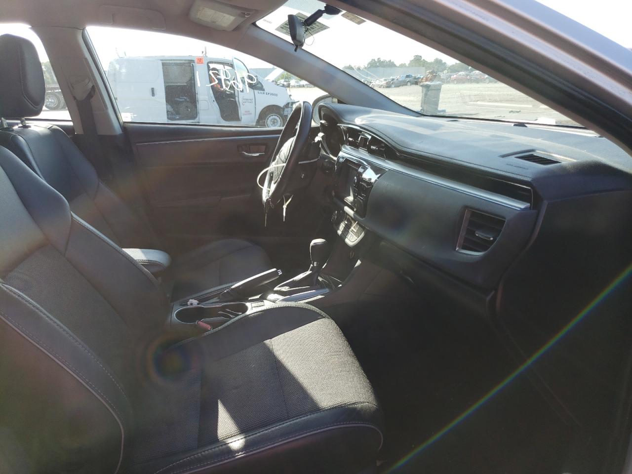 Photo 5 from auction – 2015 TOYOTA COROLLA L with VIN 2T1BURHE8FC351237