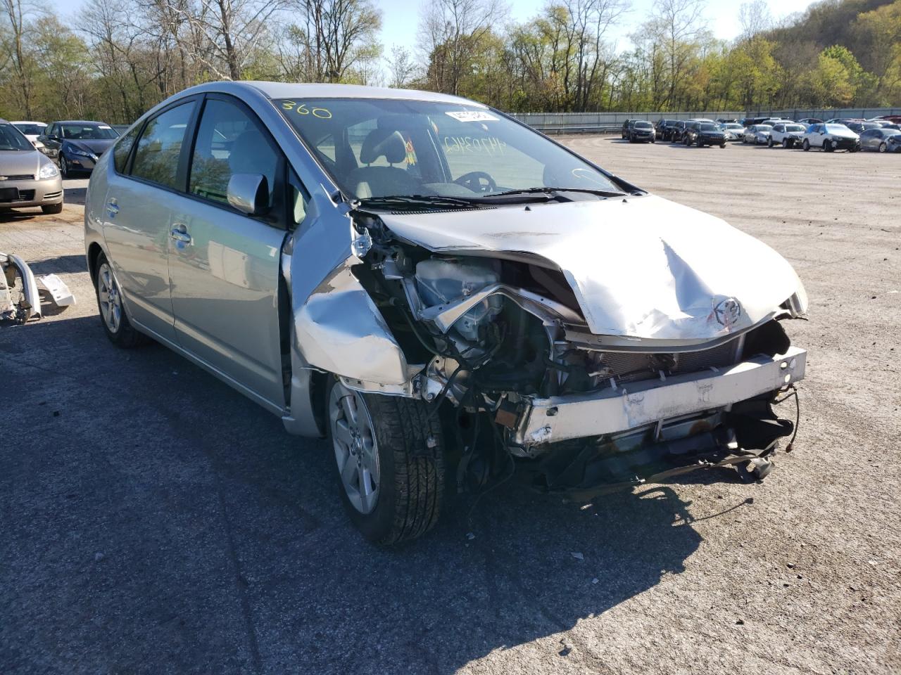 TOYOTA PRIUS 2005 with VIN JTDKB20U457047404 - Photo from auction