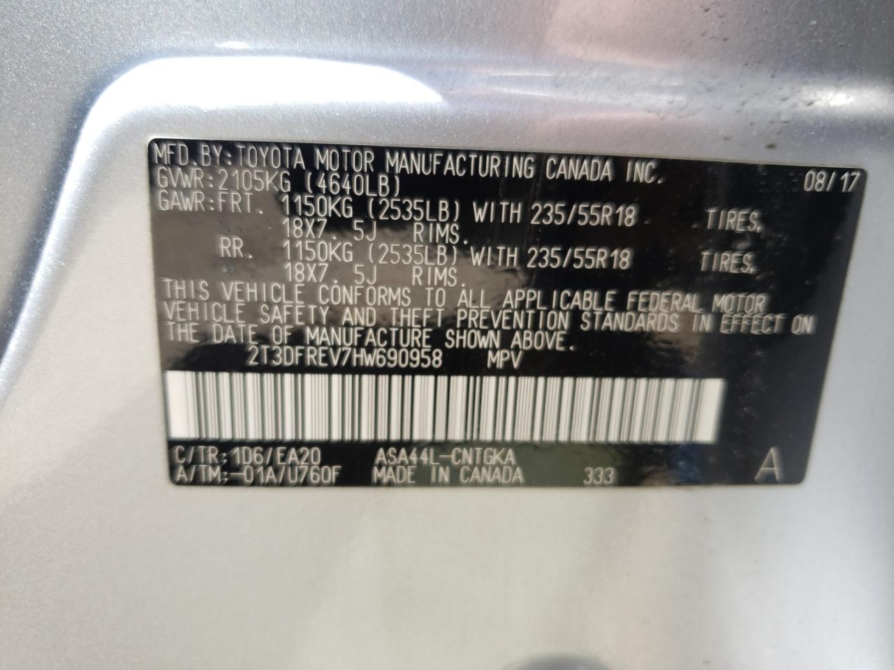 Photo 10 from auction – 2017 TOYOTA RAV4 LIMIT with VIN 2T3DFREV7HW690958
