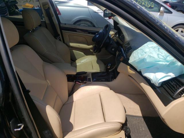 Photo 5 from auction – 2003 BMW 325 I with VIN WBAEV33433KR25238