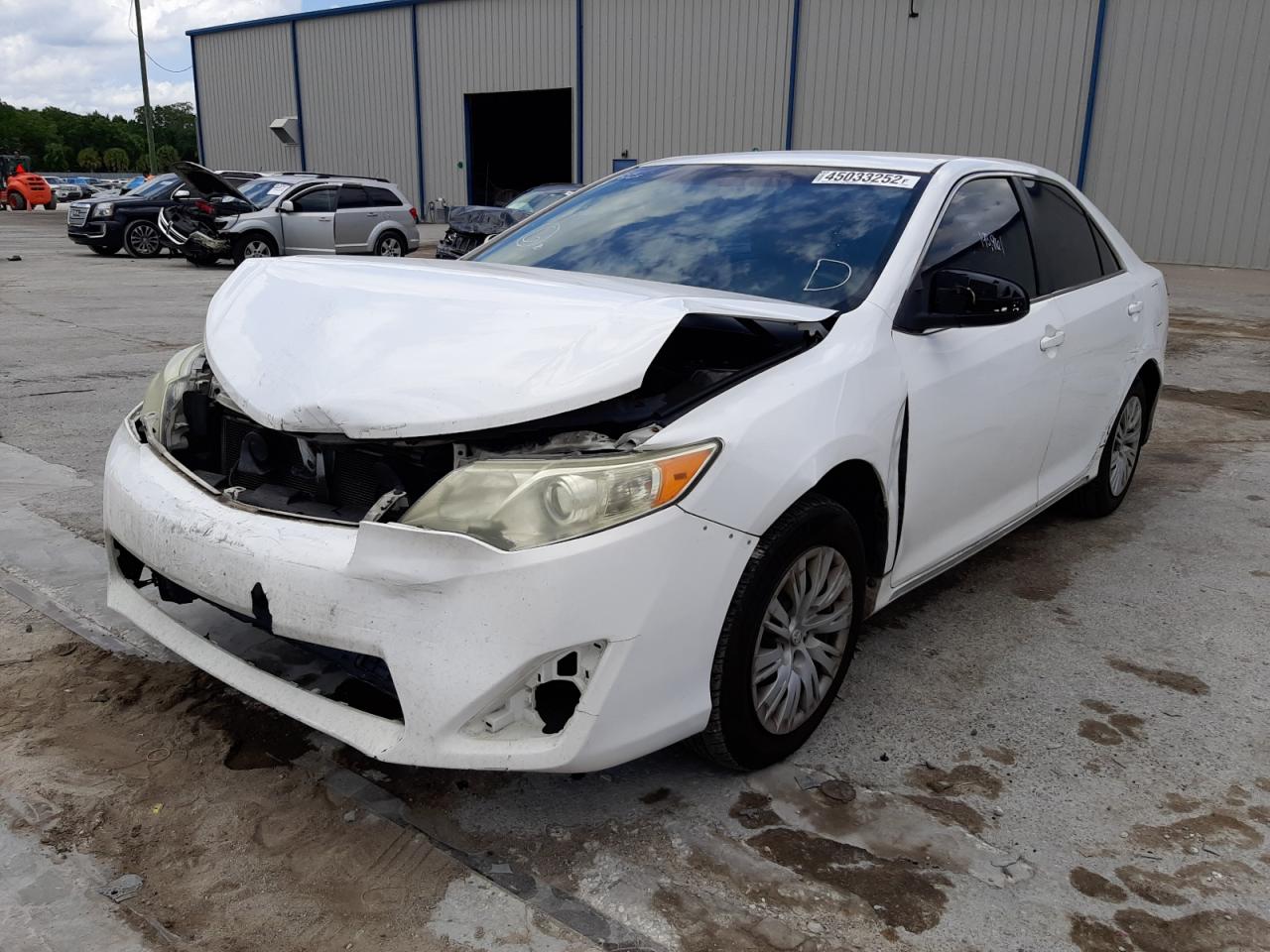Photo 2 from auction – 2012 TOYOTA CAMRY BASE with VIN 4T1BF1FK1CU152612