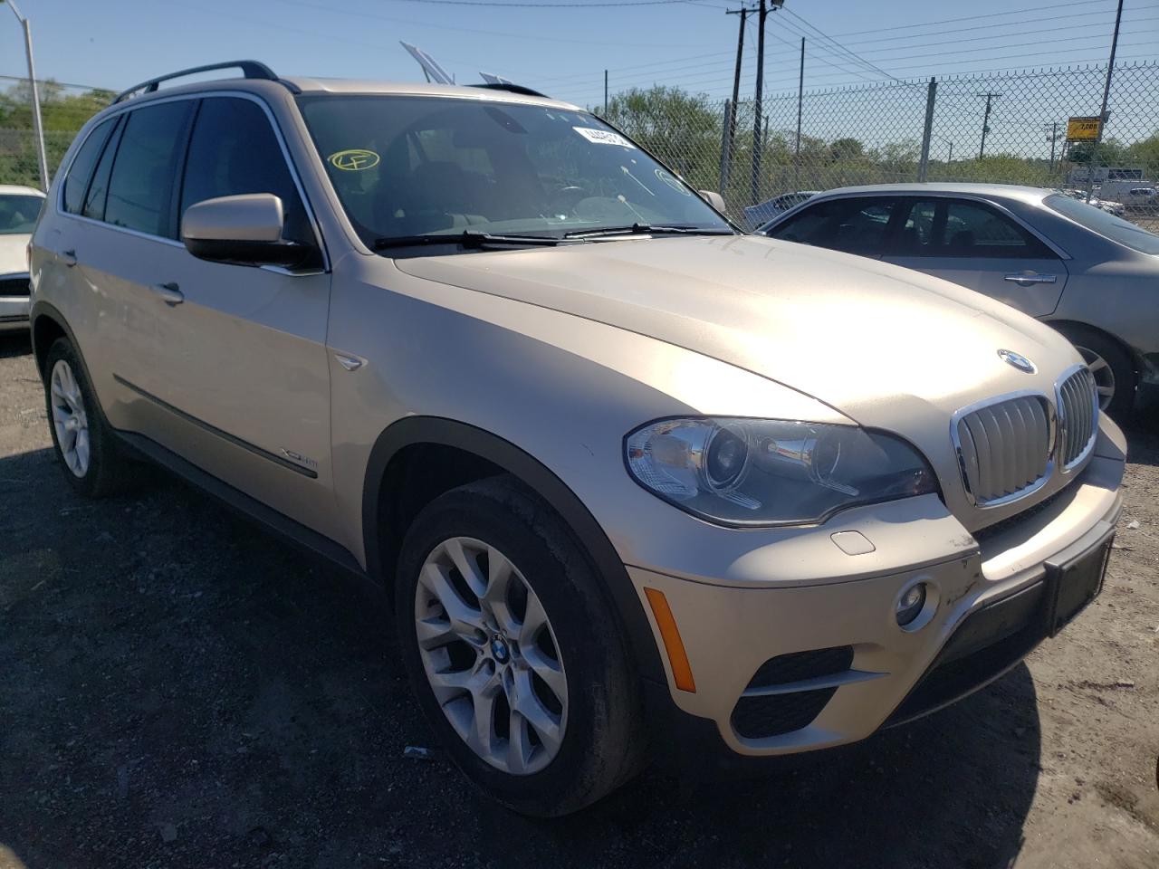 Photo 14 from auction – 2013 BMW X5 XDRIVE3 with VIN 5UXZV4C58D0E13444
