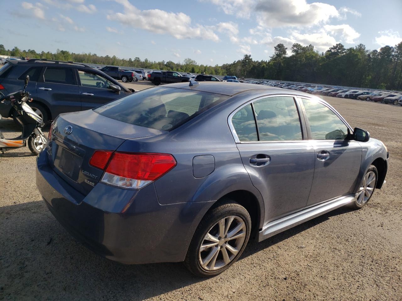 Photo 4 from auction – 2013 SUBARU LEGACY 2.5 with VIN 4S3BMBK64D3022405