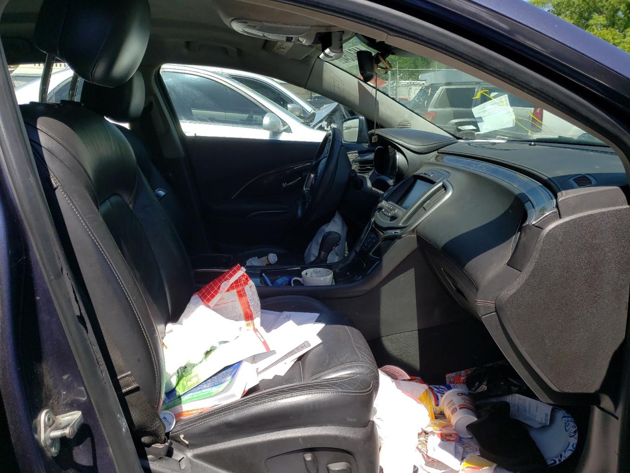 Photo 5 from auction – 2014 BUICK LACROSSE with VIN 1G4GB5G36EF277970