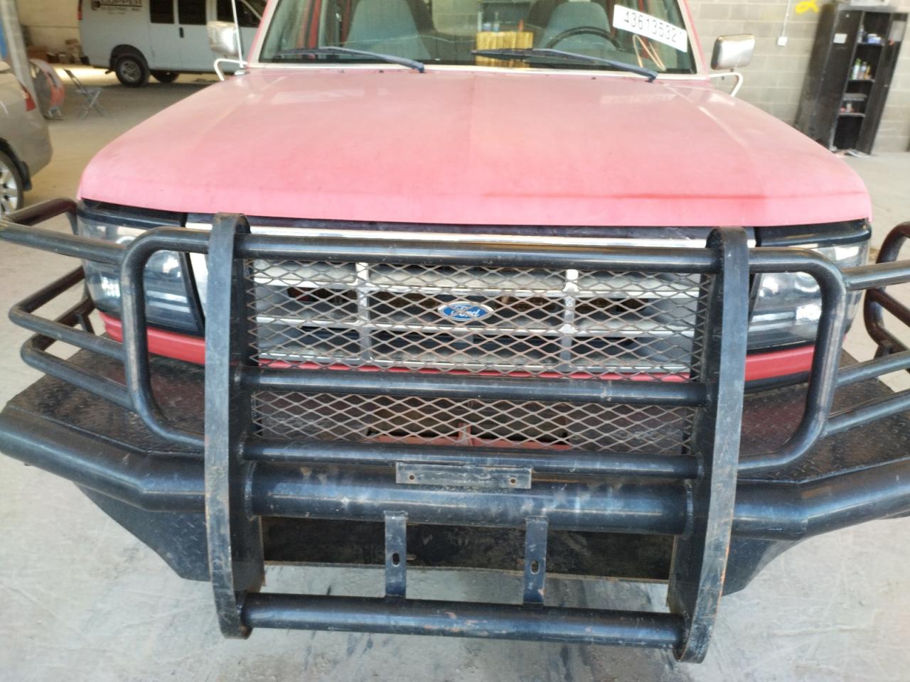 Photo 9 from auction – 1997 FORD F250 with VIN 1FTHW26F8VEC64764