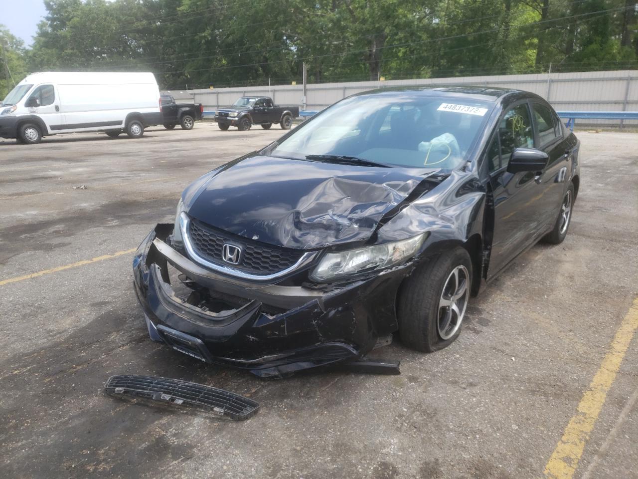Photo 2 from auction – 2015 HONDA CIVIC SE with VIN 19XFB2F78FE233371