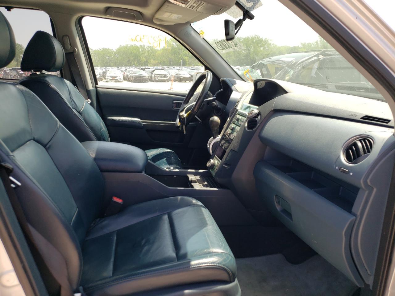 Photo 5 from auction – 2009 HONDA PILOT TOUR with VIN 5FNYF48929B030790