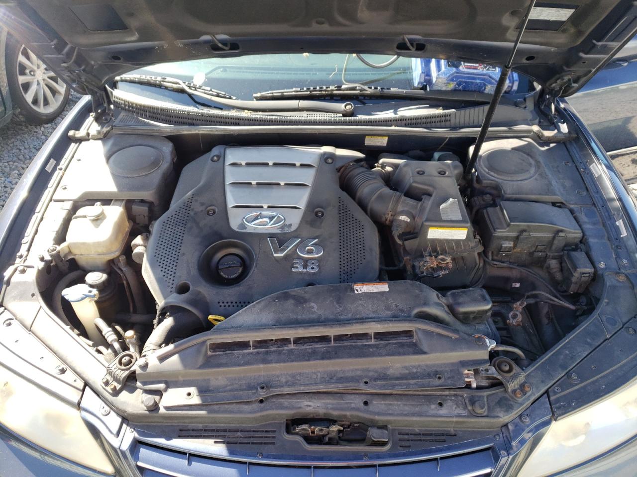Photo 7 from auction – 2008 HYUNDAI AZERA SE with VIN KMHFC46F88A252794