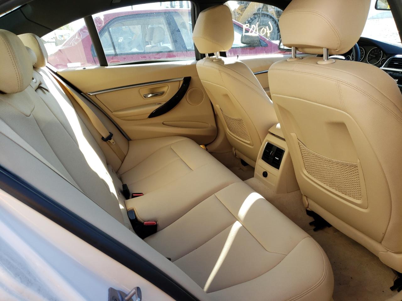 Photo 18 from auction – 2016 BMW 328 XI SUL with VIN WBA8E3G58GNU02043
