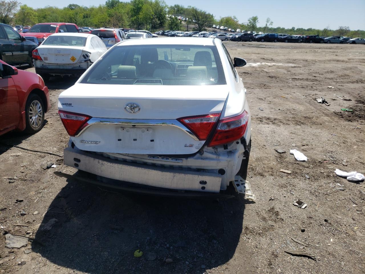 Photo 9 from auction – 2015 TOYOTA CAMRY LE with VIN 4T4BF1FK1FR445372