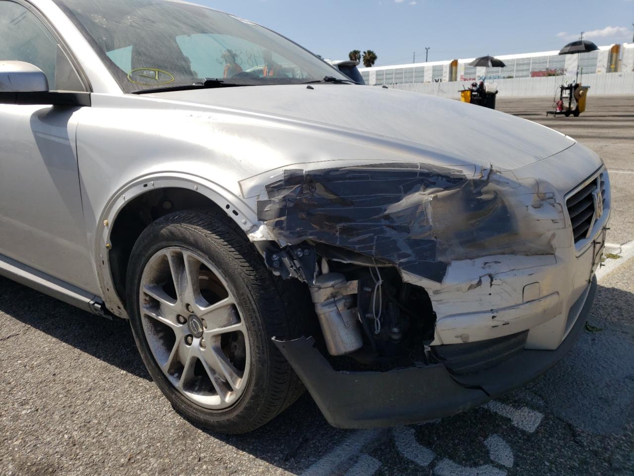 Photo 9 from auction – 2008 VOLVO C30 T5 with VIN YV1MK672082062871