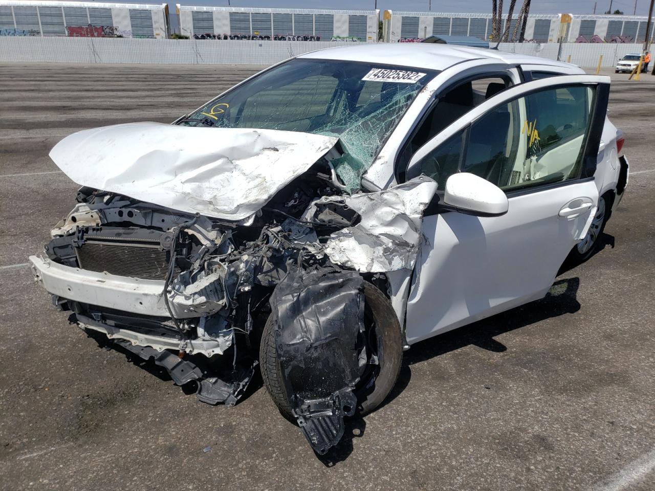Photo 2 from auction – 2012 TOYOTA YARIS with VIN JTDKTUD35CD525290