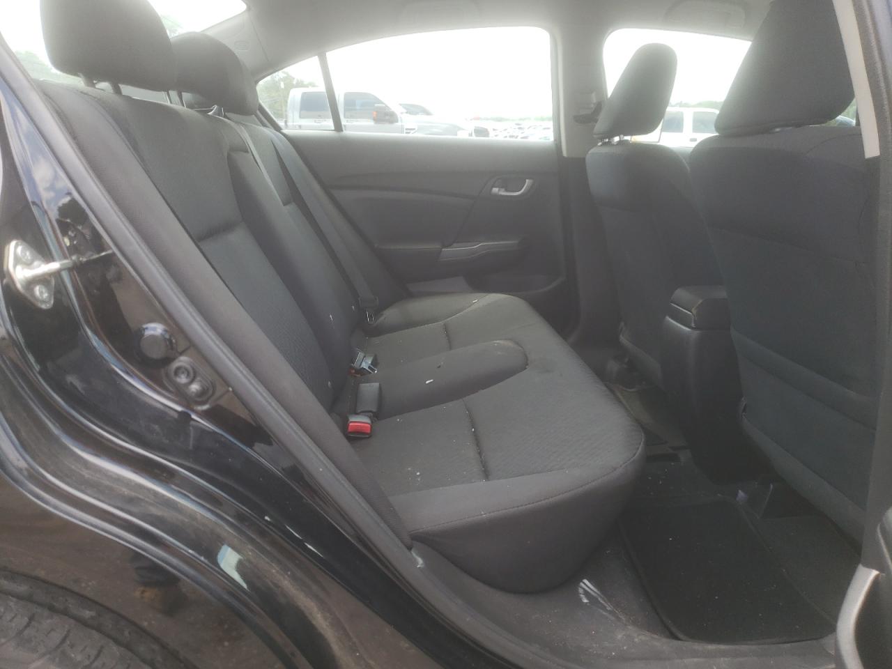 Photo 6 from auction – 2015 HONDA CIVIC SE with VIN 19XFB2F78FE233371