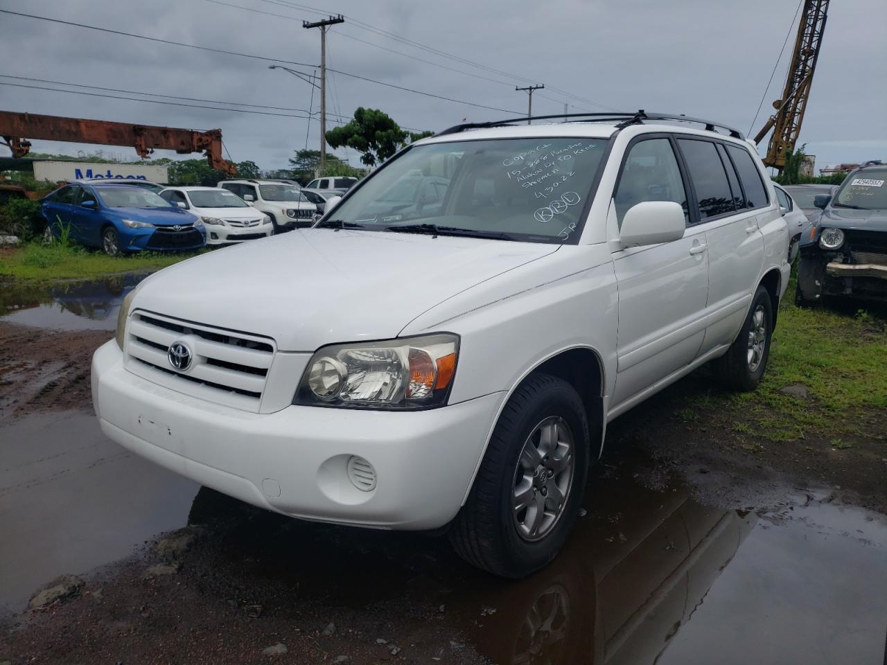 Photo 2 from auction – 2005 TOYOTA HIGHLANDER with VIN JTEGP21A650045413