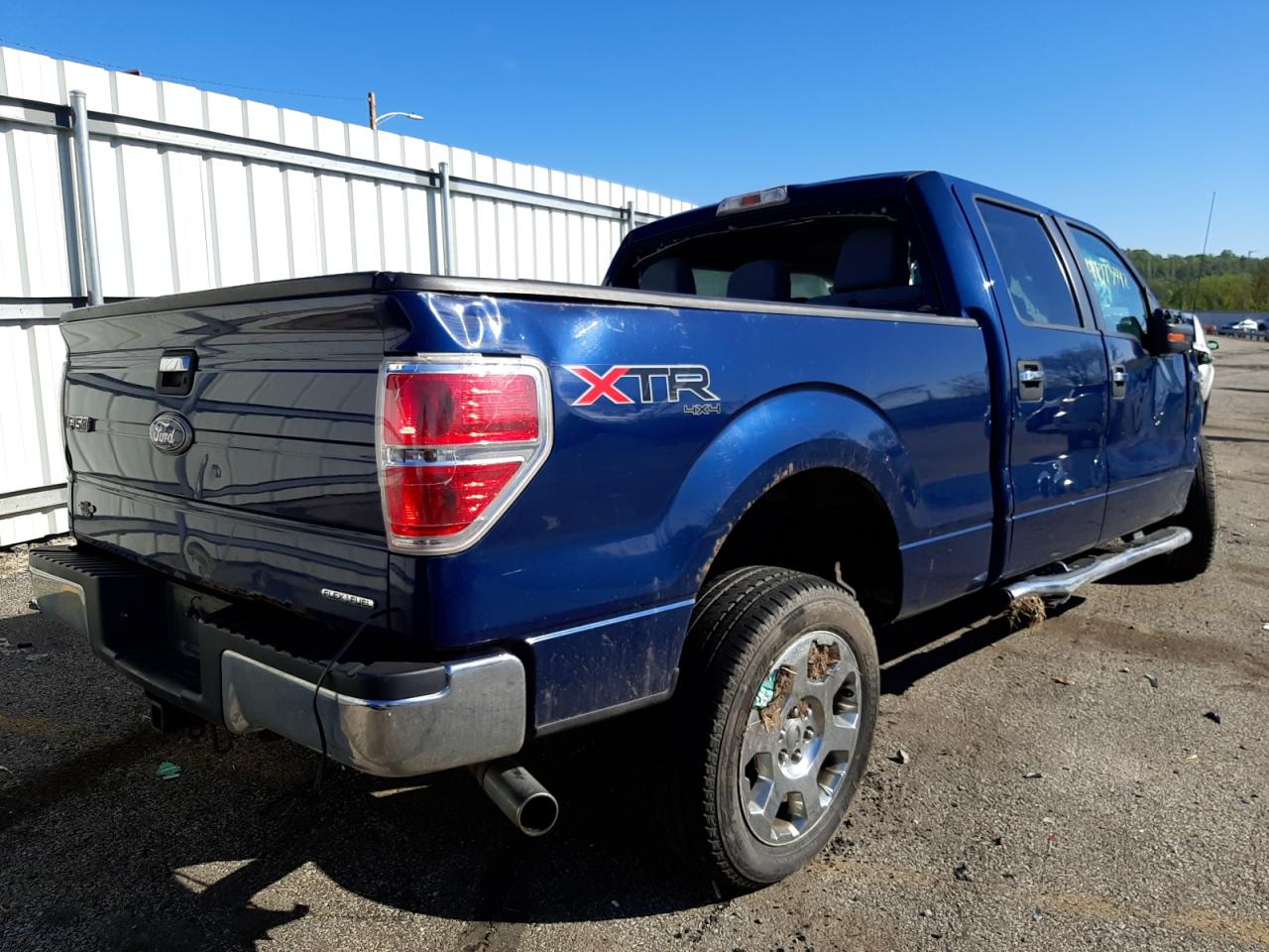 Photo 4 from auction – 2012 FORD F150 SUPER with VIN 1FTFW1EF5CKD66699