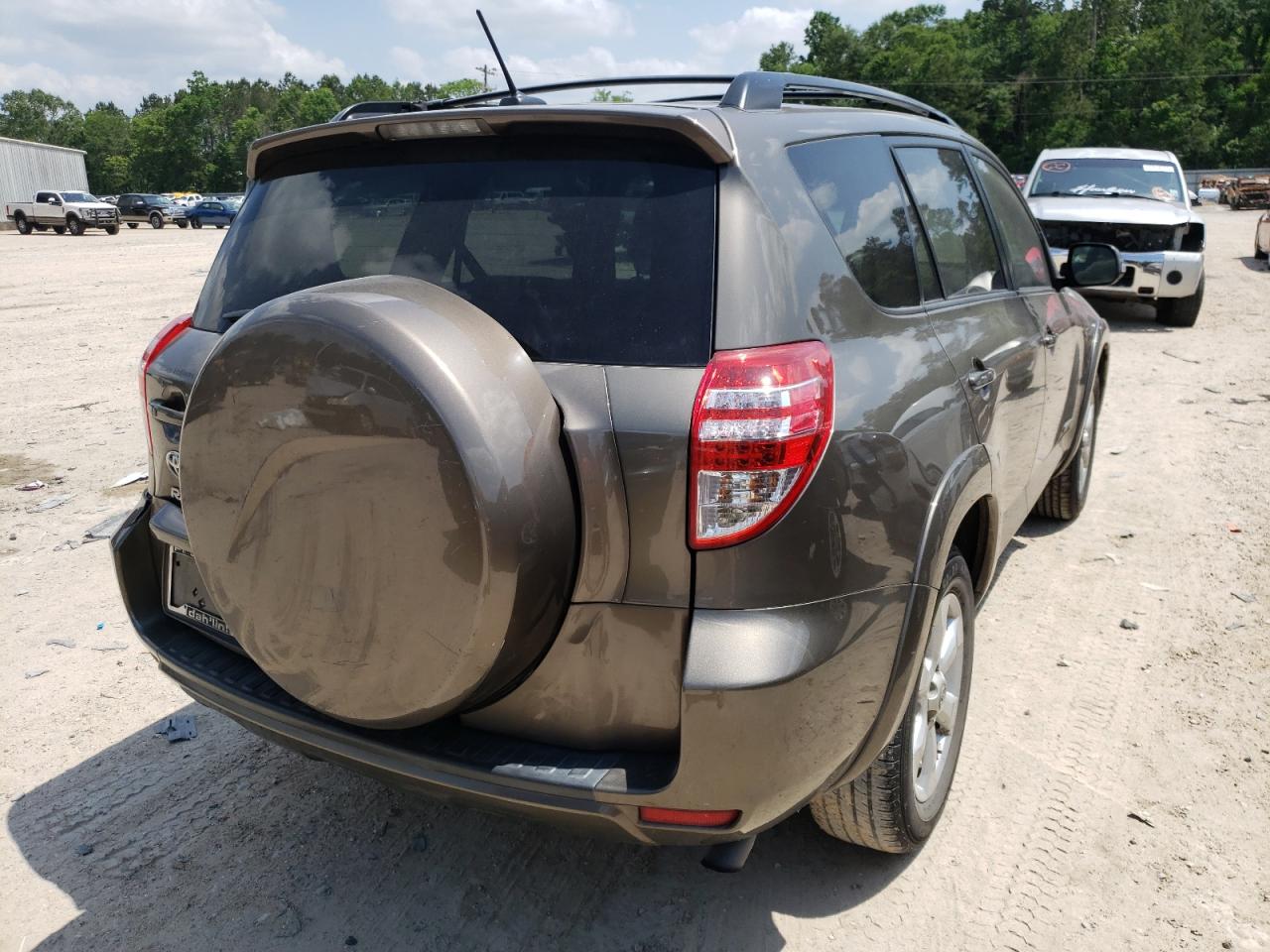 Photo 4 from auction – 2011 TOYOTA RAV4 LIMIT with VIN 2T3YF4DV4BW077080