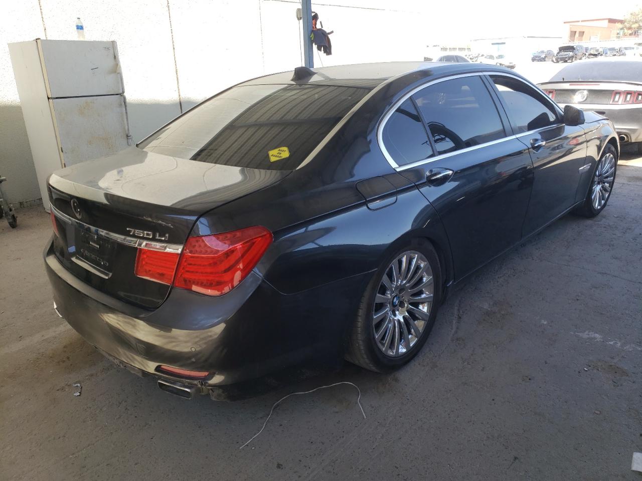 Photo 4 from auction – 2009 BMW 750 LI with VIN WBAKB83579CY59880