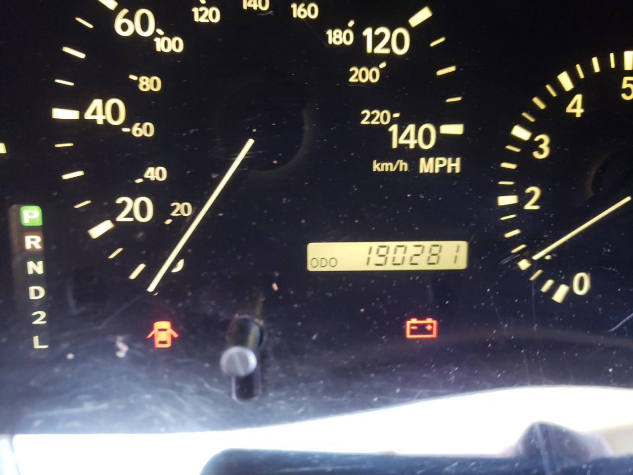 Photo 8 from auction – 2000 LEXUS RX 300 with VIN JT6HF10U1Y0142953