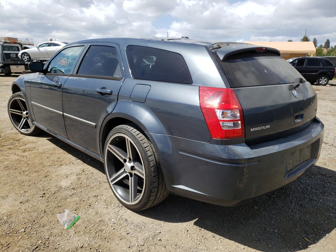 Photo 3 from auction – 2007 DODGE MAGNUM SXT with VIN 2D4FV47VX7H870920