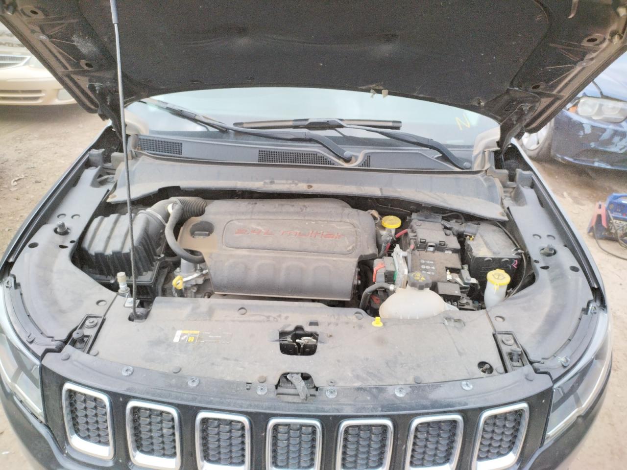 Photo 7 from auction – 2017 JEEP COMPASS LA with VIN 3C4NJCBB1HT691007