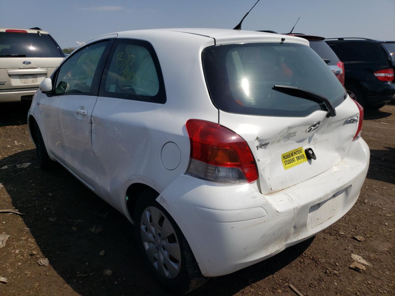 Photo 3 from auction – 2011 TOYOTA YARIS with VIN JTDJT4K33B5326634
