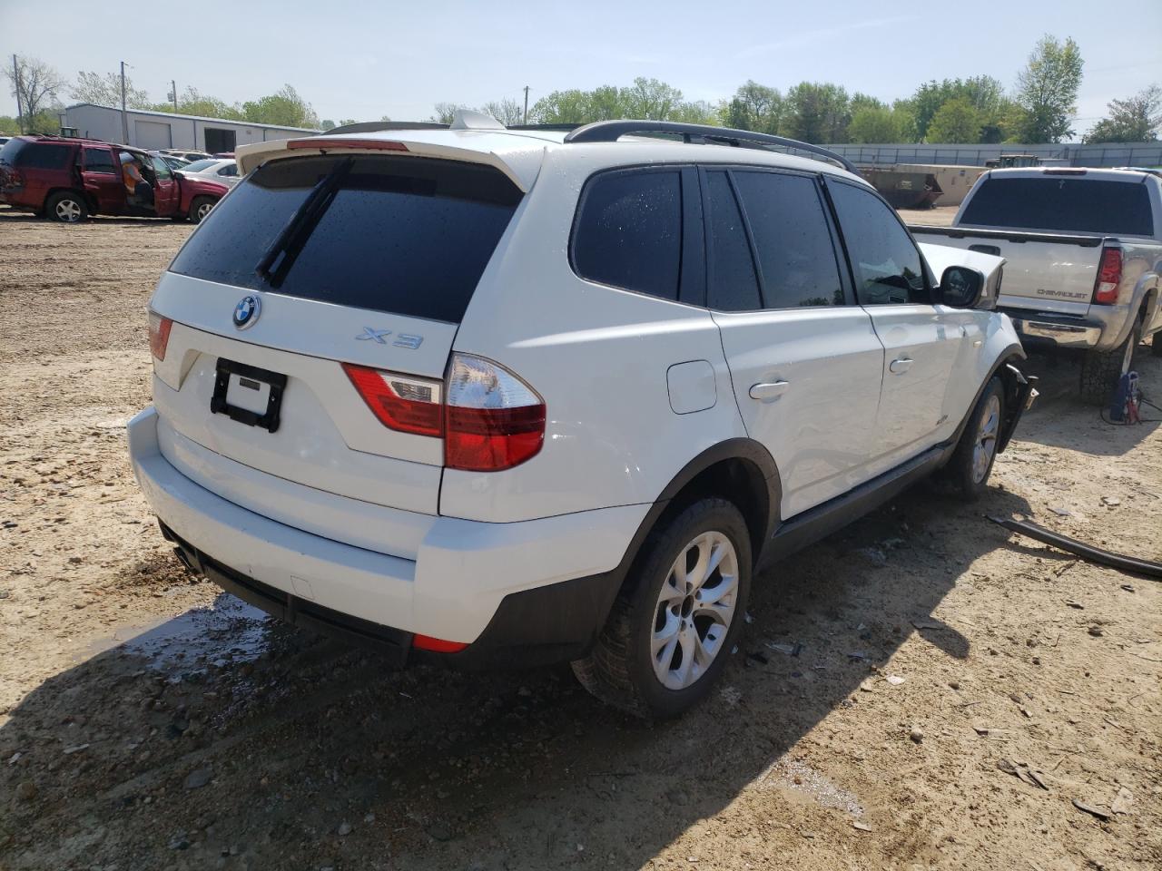 Photo 4 from auction – 2010 BMW X3 XDRIVE3 with VIN WBXPC9C40AWJ32038