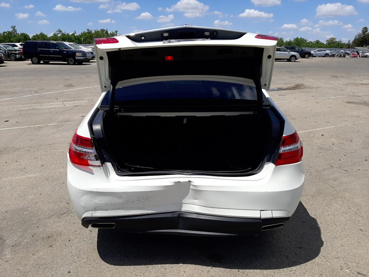 Photo 9 from auction – 2011 MERCEDES-BENZ E 350 with VIN WDDHF5GB9BA502305