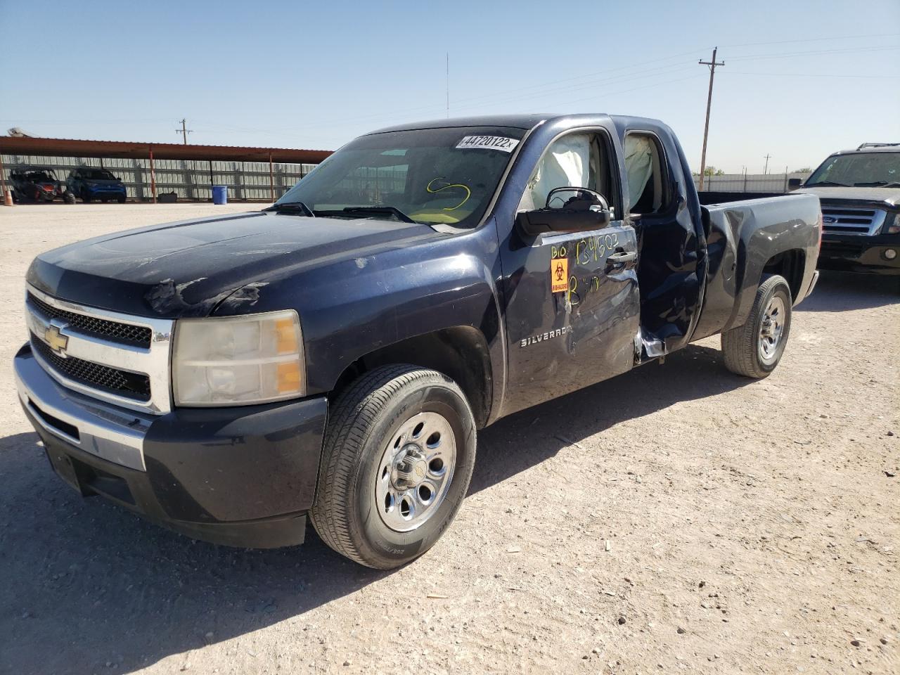 Photo 2 from auction – 2011 CHEVROLET SILVERADO with VIN 1GCRCPEX3BZ462256
