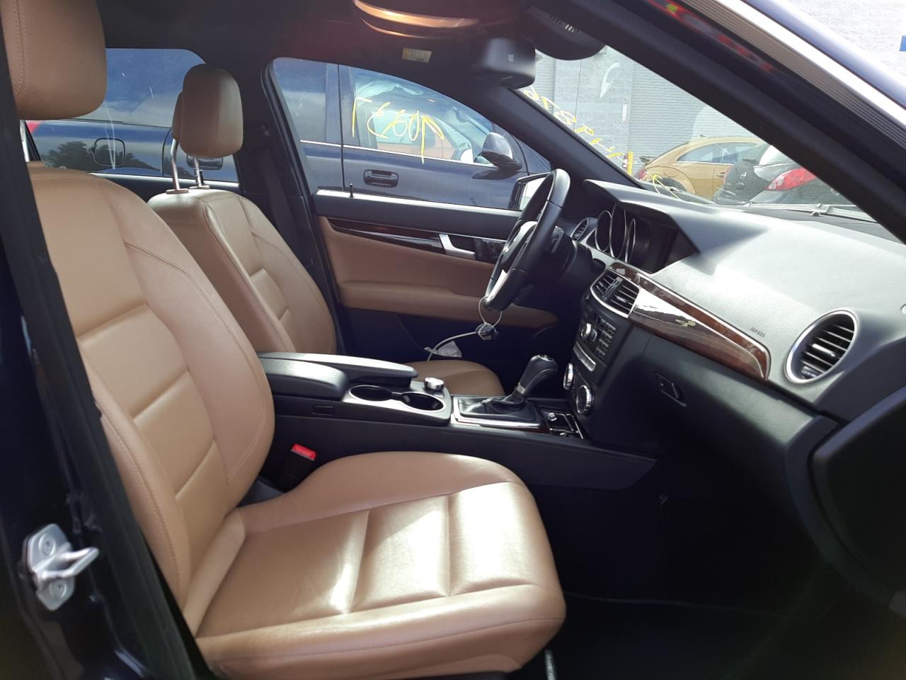 Photo 5 from auction – 2012 MERCEDES-BENZ C 350 with VIN WDDGF5HB5CA722326