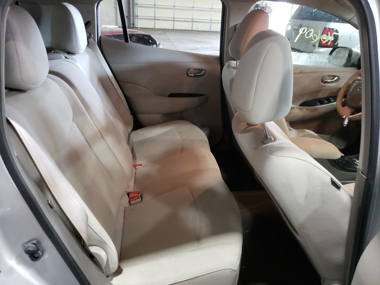 Photo 6 from auction – 2011 NISSAN LEAF SV with VIN JN1AZ0CP3BT004549